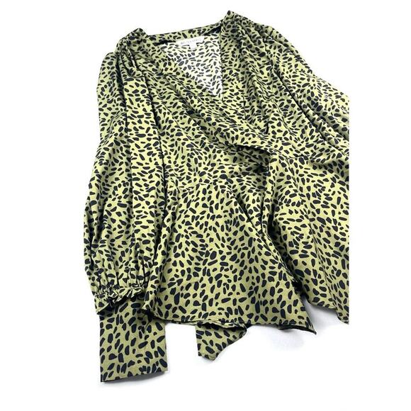 Walter Baker Animal Print Surplice Fit Flare Blouse - Picture 2 of 3